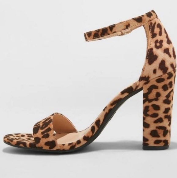 Leopard print sandal - Picture 2 of 3